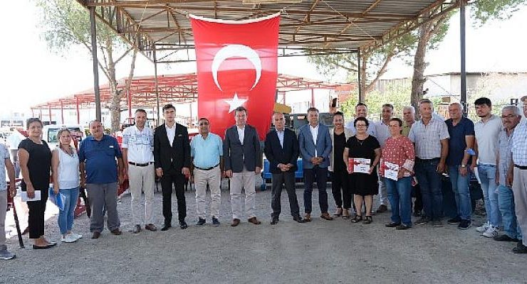 Bergama’ya 1 milyon 300 bin TL Makina Ekipman Desteği