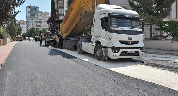 Çukurova’da asfalt çalışmaları aralıksız sürüyor