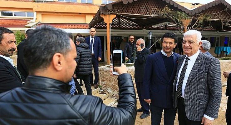 Muğla Büyükşehir Belediye Başkanı Dr. Osman Gürün, Yatağan Muhtarlarıyla bir araya geldi