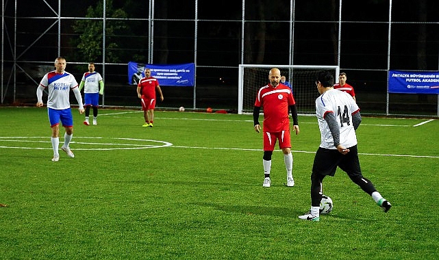 Veteranlar Futbol Turnuvası'nda şampiyon belli oldu