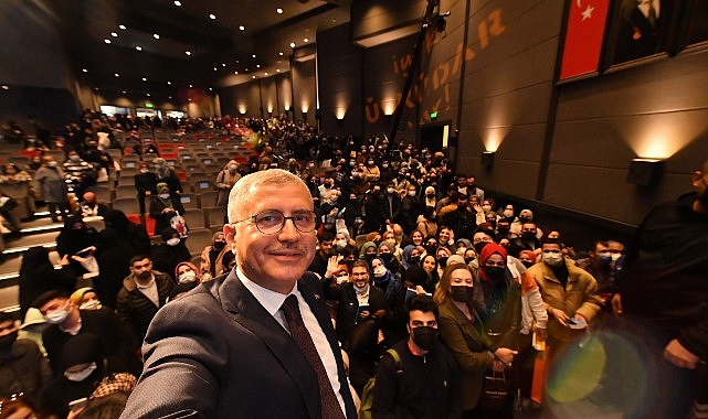 Bir İstanbul Kültür Klasiği: &apos;'Üsküdar Kitap Fuarı'' Başlıyor