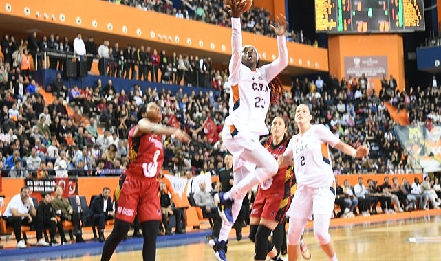 Başkan Özyiğit, “EuroLeague Women dörtlü finalleri Yenişehir'de yapılacak"