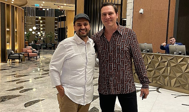 Dünyanın en ünlü Dj'i Tiesto tarihi yarımada karşısında büyülendi